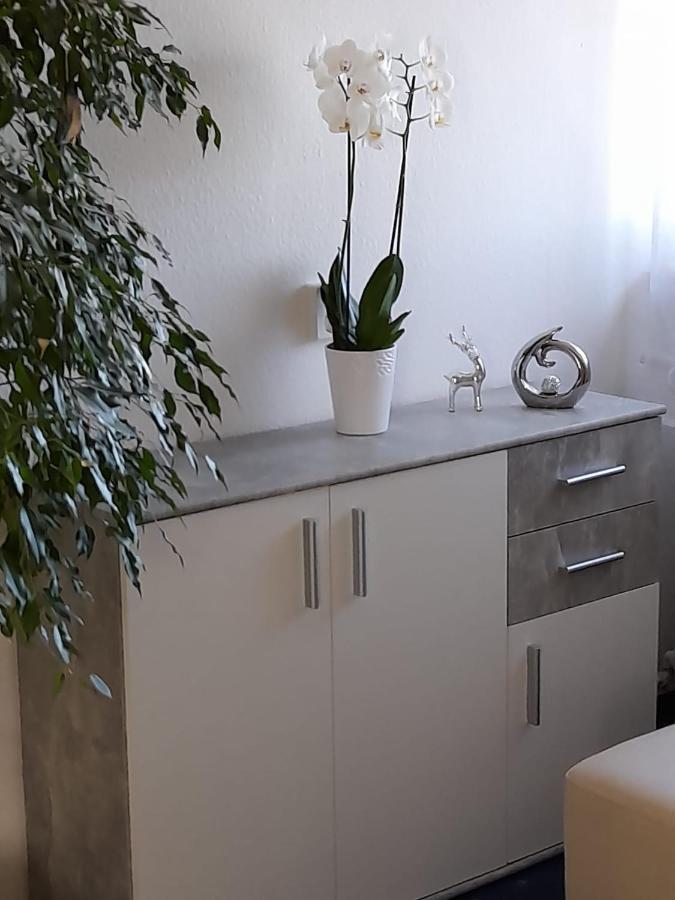 Ferienwohnung Mit Kleinem Garten Sonnenbuhl Luaran gambar